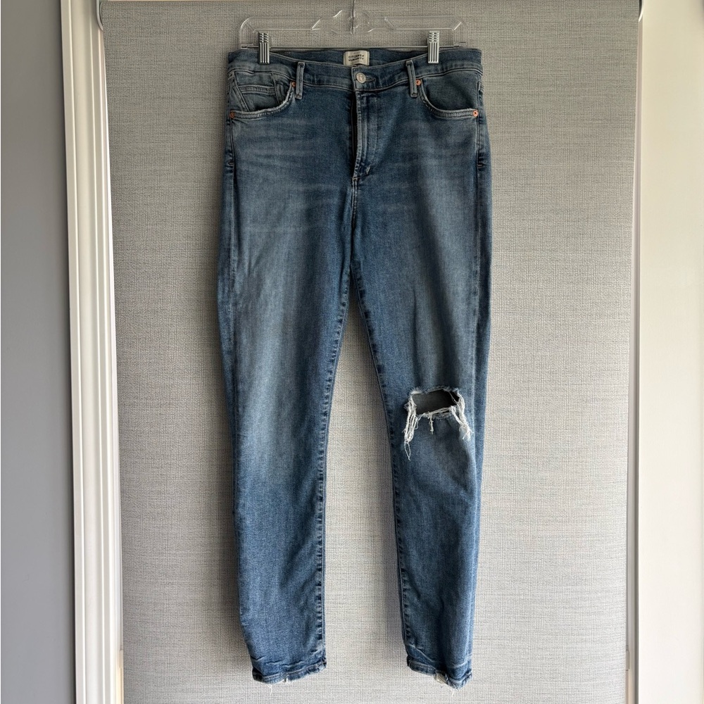 Citizens Of Humanity Mid-Blue Skinny Jeans with Distressed Knee